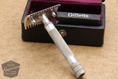 Gillette 1907 Silver Single Ring Old Type Set in Leather Case w/ Blade Bank - Made in Canada