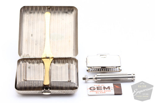 Gem 1912  Style Single Edge Safety Razor in Cigarette Case