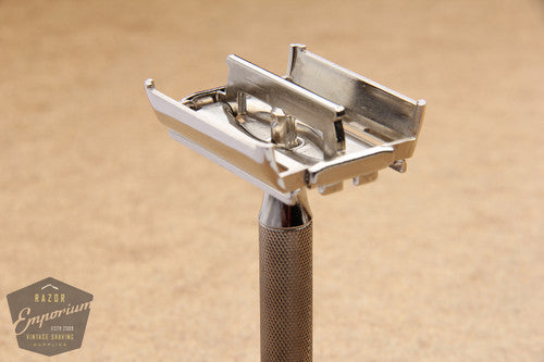 Gillette 1953 Notched Super Speed Safety Razor