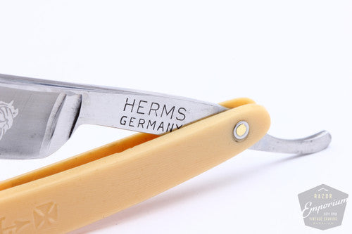 11/16" Herms Century Straight Razor | Germany Wade & Butcher Scales