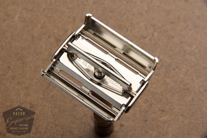 Gillette 1940's Notched Super Speed DE Safety Razor