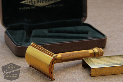 Gillette 1930's Goodwill Era Gold DE Razor Berkshire Set w/ Blade Bank