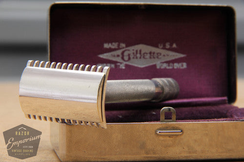 Gillette 1921 Silver Single Ring Old Type Set in Metal Case