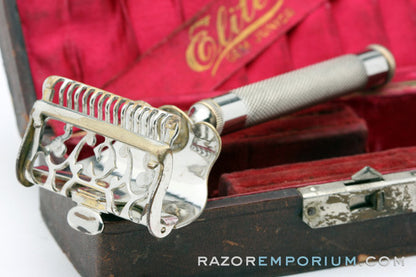 1906-1910's Gem Junior Bar Single Edge Safety Razor w/ Gem Junior Elite Case