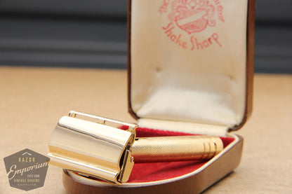 Shake Sharp DE Safety Razor in Case - Gold