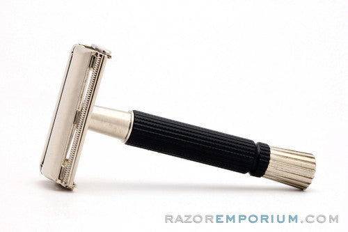 1973 Gillette Black Handle Double Edge Super Speed Safety Razor