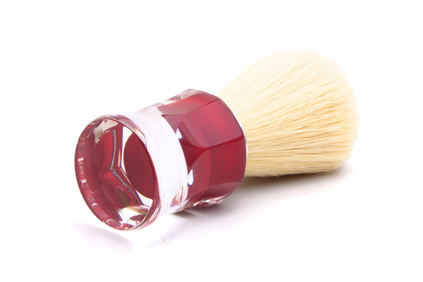 Semogue | 820 Boar Bristle Brush With Red Acrylic Handle